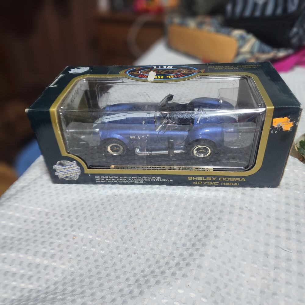 ROAD TOUGH COLLECTION NIB SHELBA COBRA 427S/C DIE CAST COLLECTIBLE EDITION